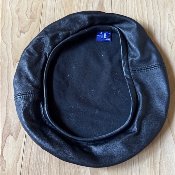 Hat Attack Black Leather Beret